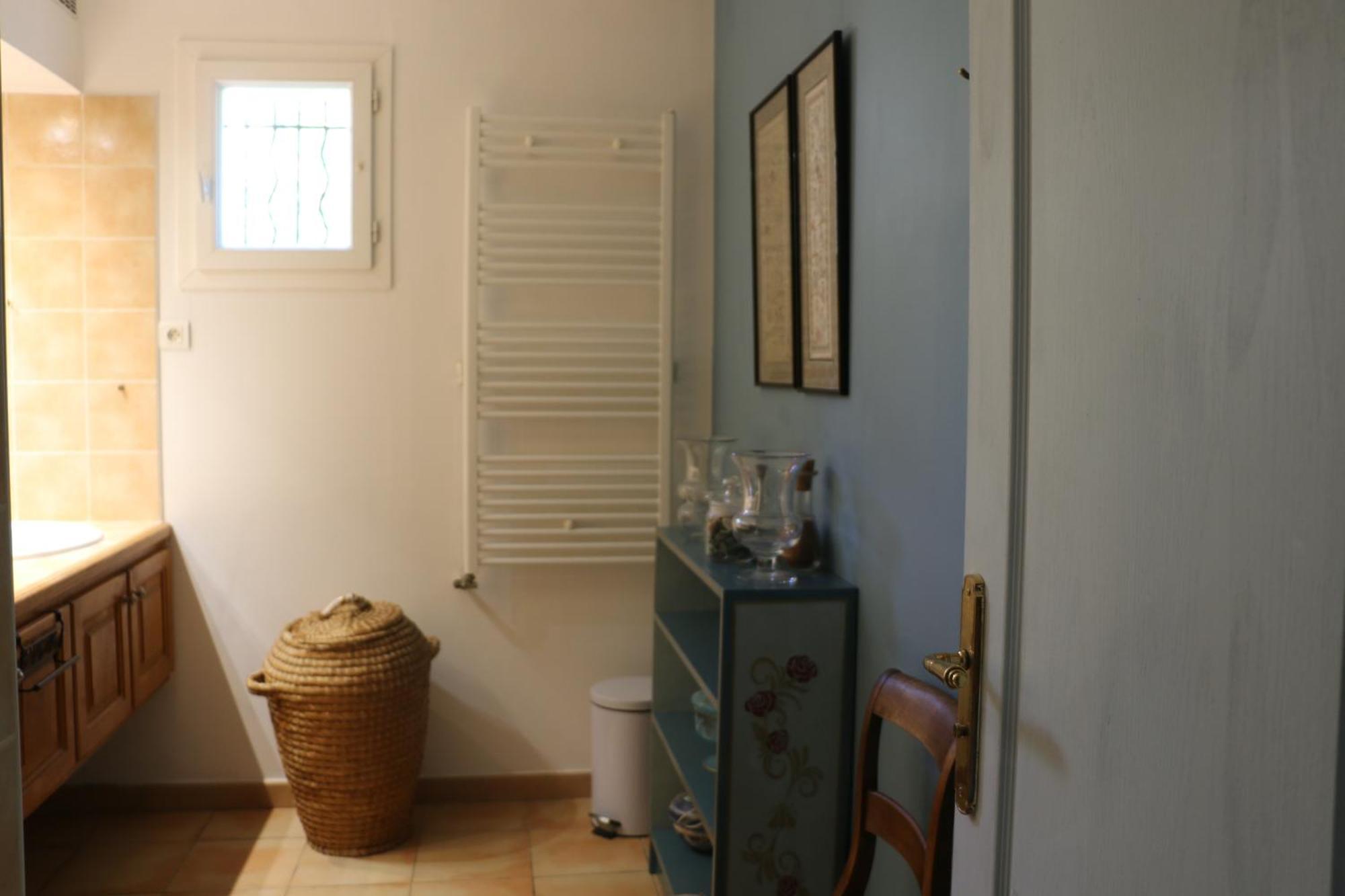 Les Chambres De Fanny Cabrieres-d'Aigues ภายนอก รูปภาพ